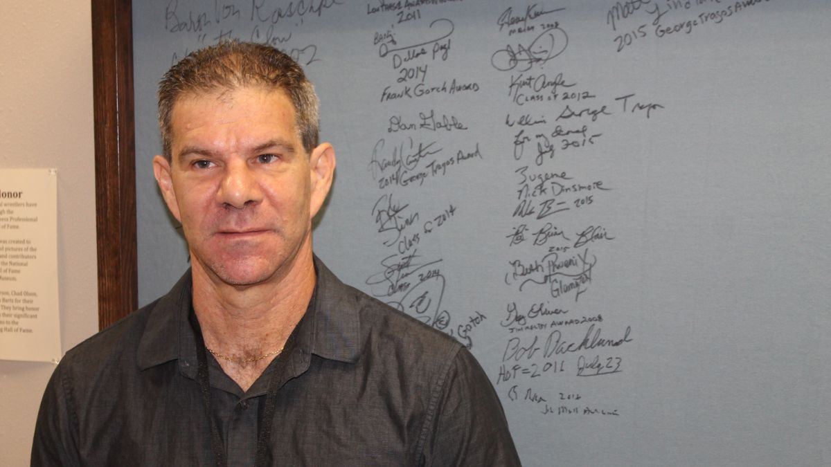 Dave Meltzer at the George Tragos/Lou Thesz Hall of Fame in Waterloo, Iowa. Photo by Greg Oliver
