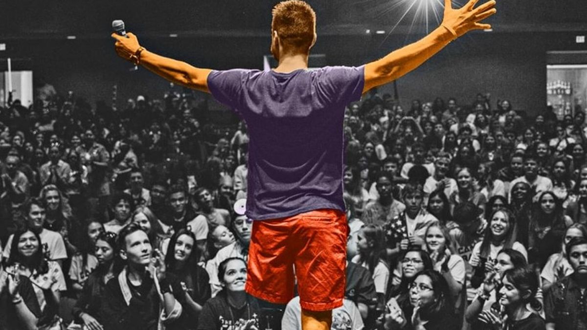 Standup act new challenge for Zach Gowen