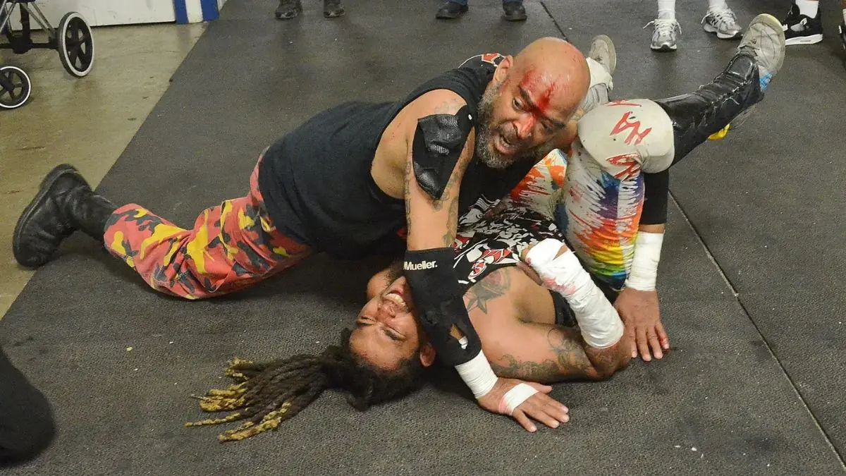 DBA pinning MM3 at XICW Scar Wars in Lincoln Park, Michigan. Photo by Brad McFarlin.