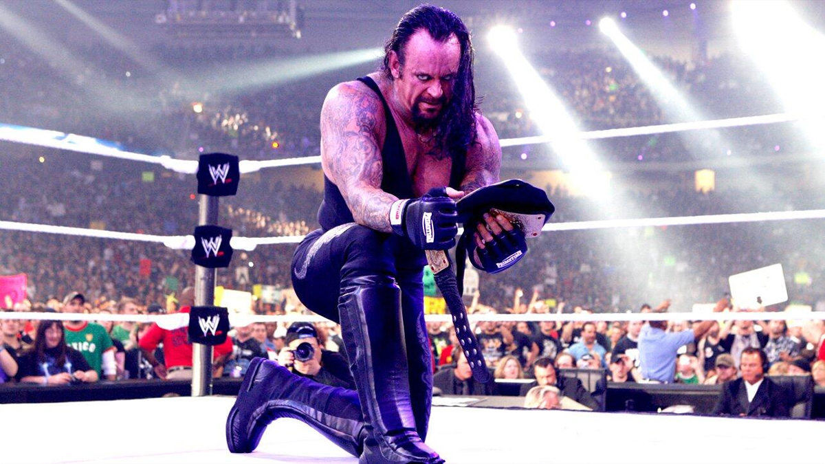 The WWE Star The Undertaker Says Is A “Freakish Athlete”