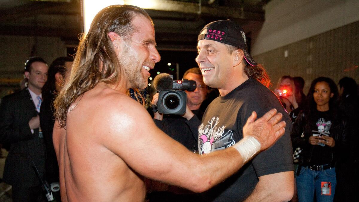 Bret Hart Names The Wrestler Who Became WWE’s Locker Room Leader