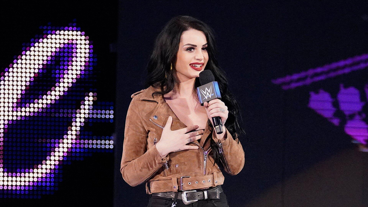 WWE Hall Of Famers Call For Saraya's Return