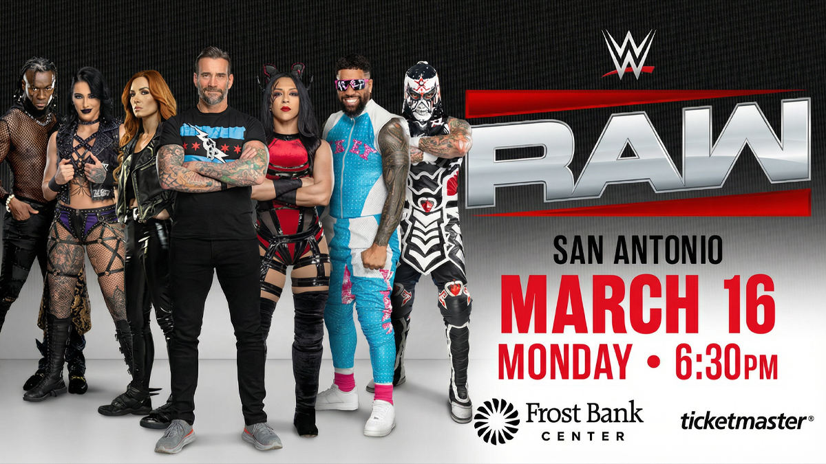 WWE Raw: Brock Lesnar Returns As Roman Reigns And CM Punk Clash