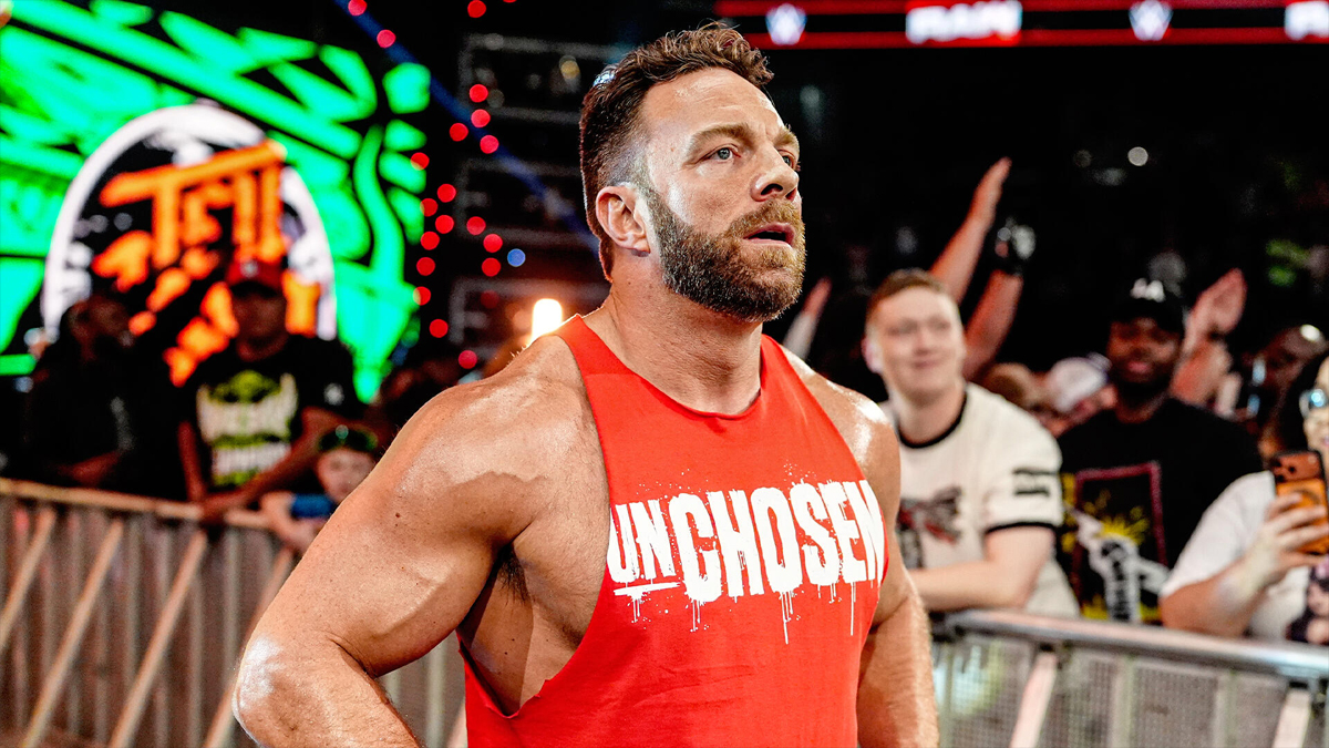 LA Knight Addresses Injury Concern Ahead Of WrestleMania 42