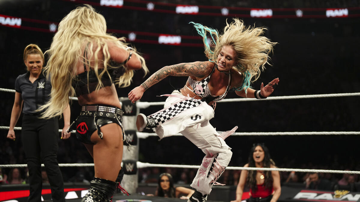 Sol Ruca Targets Liv Morgan In WWE Raw Debut