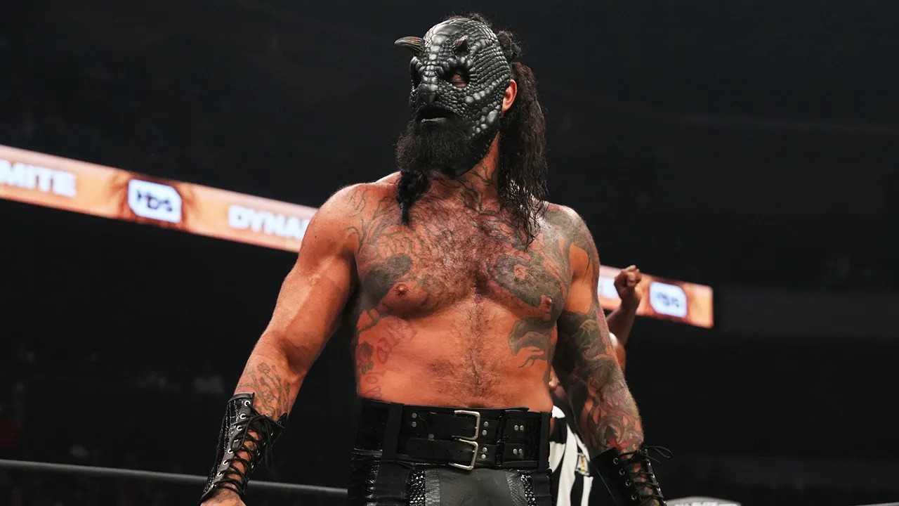 Luchasaurus Details His Struggle With Pneumonia