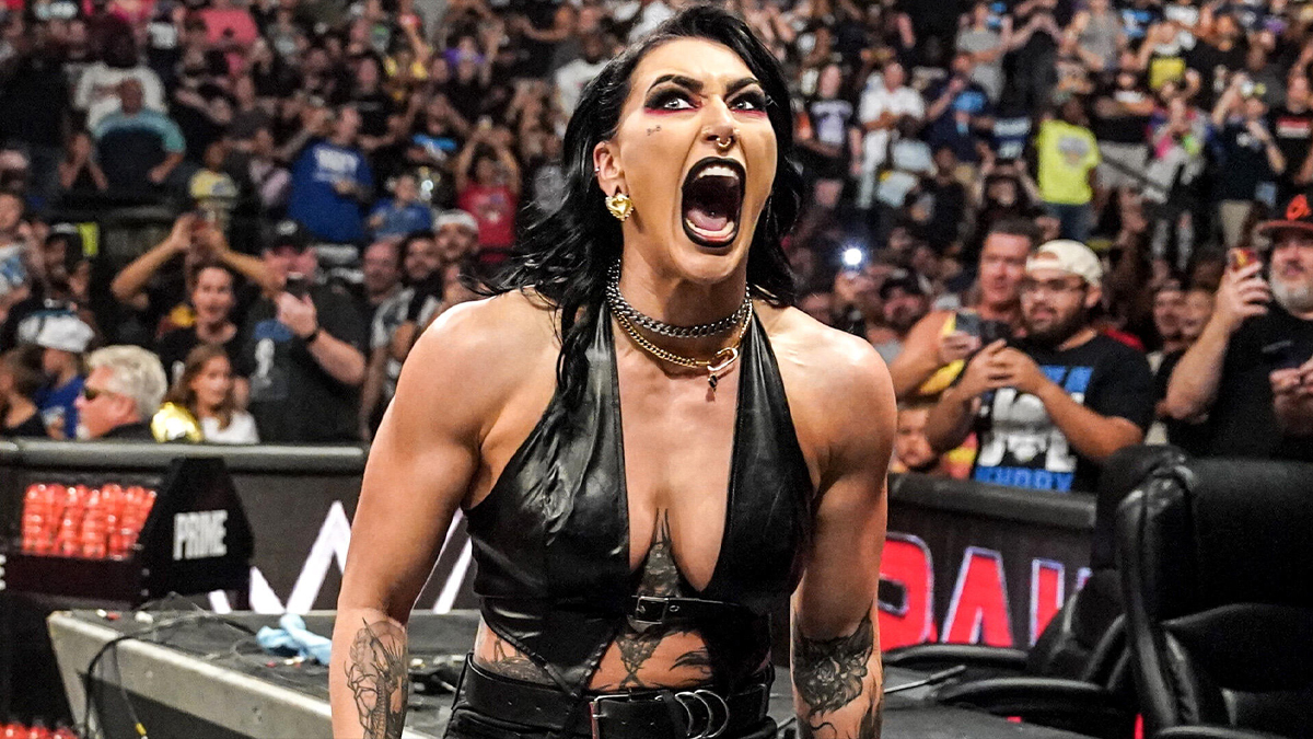 Rhea Ripley Suffers Knee Injury